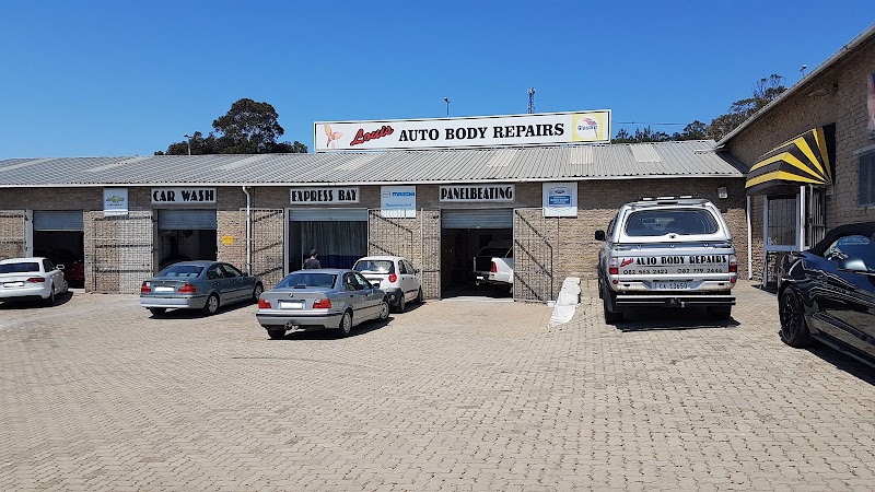 Panelbeater Plett Louis Auto Body Repairs